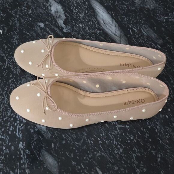 BRAND NEW ON.34TH ELEGANT BALLET FLATS with POLKA FOTS - Picture 7 of 16